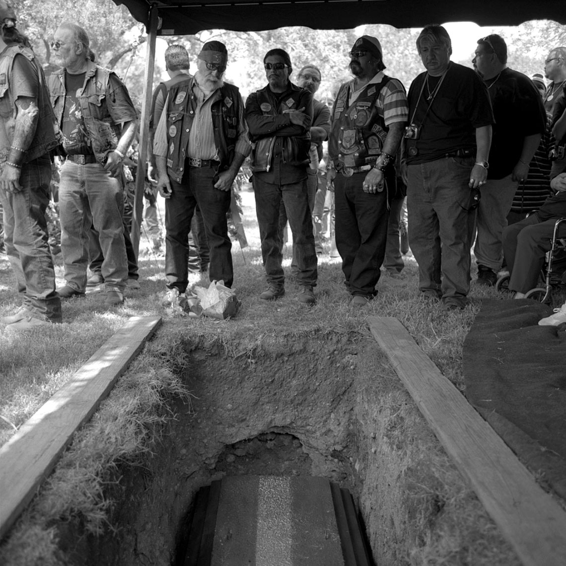 lookinginthegrave